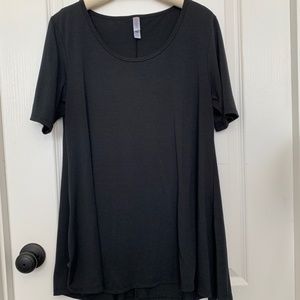 LuLaRoe Perfect Tee